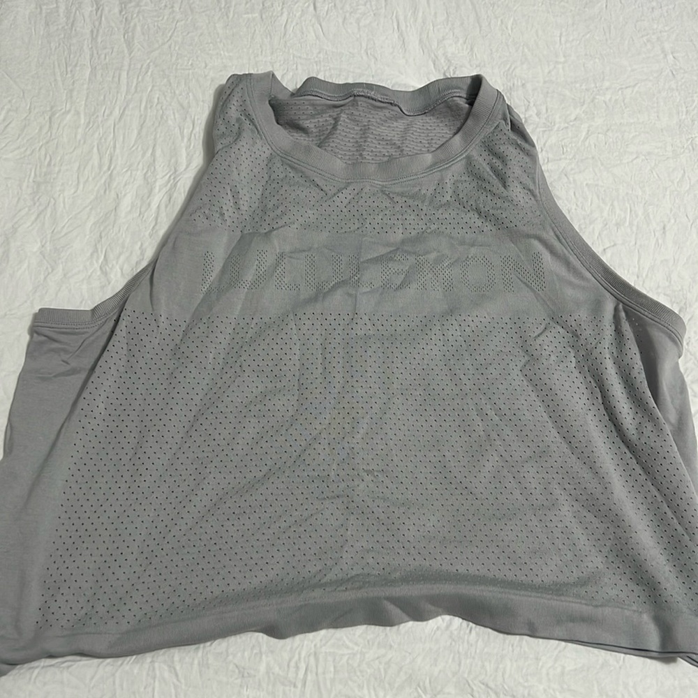 Lululemon tank